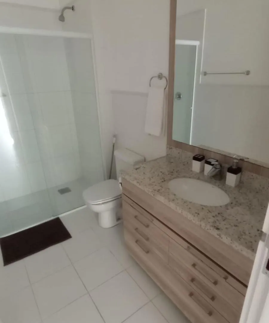 Santinho Frente para Mar, Pé na Areia, Dois Quartos Florianópolis Brasil