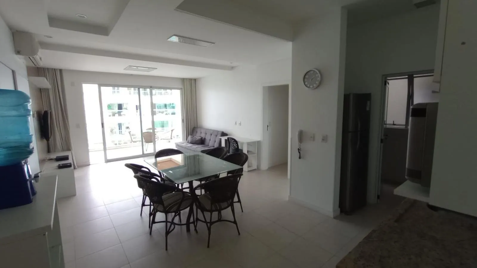 Apartamento Santinho Frente para Mar, Pé na Areia, Dois Quartos Florianópolis Brasil